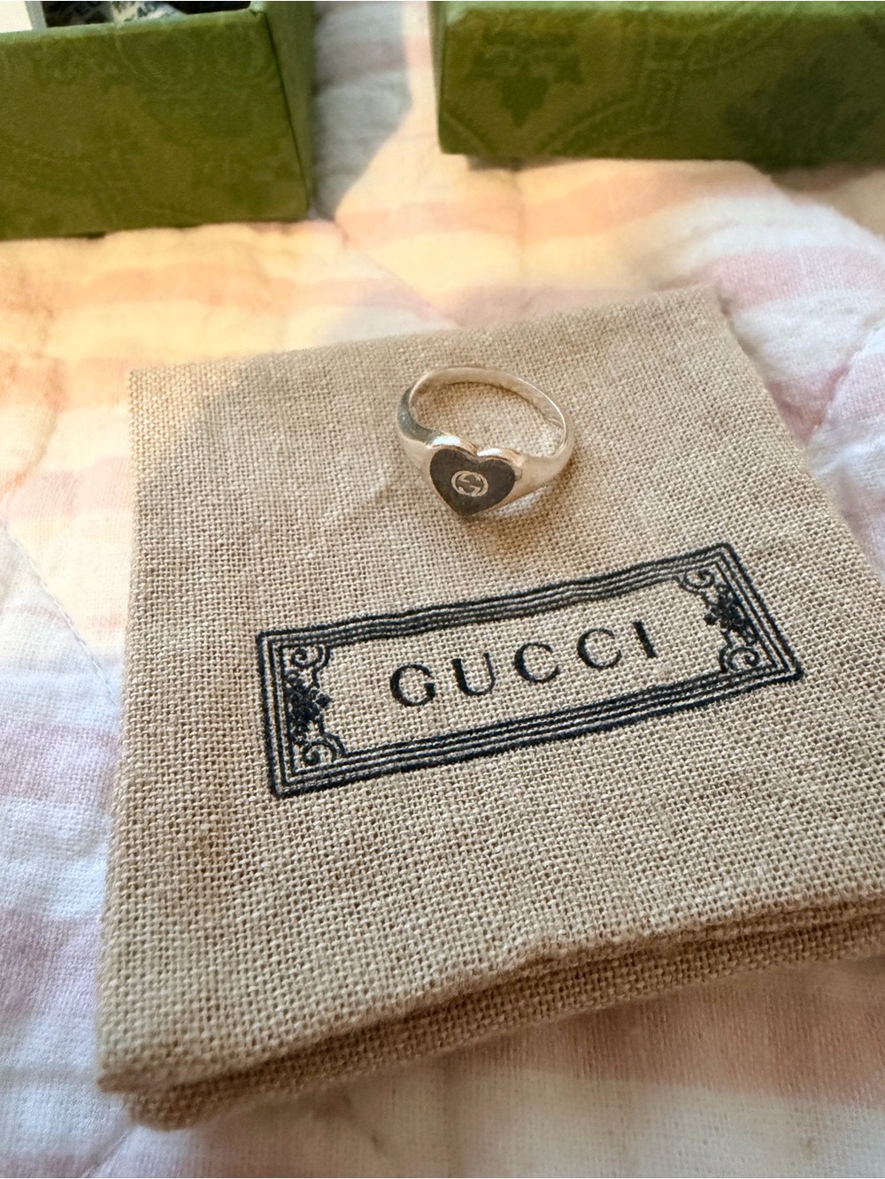 LIKE NEW♥️Silver Gucci Heart Ring
